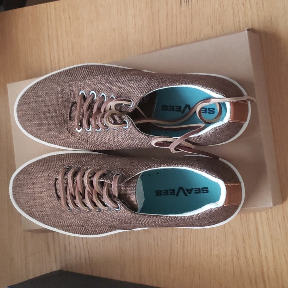 SeeVees Men's sneakers